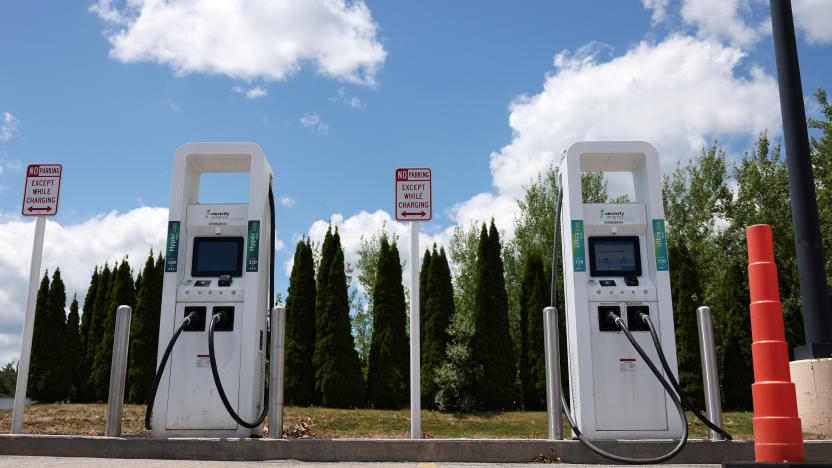 SCARBOROUGH, ME - JULY 12: An electric vehicle charging station within the Walmart parking lot in Scarborough. (Staff photo by Ben McCanna/Portland Press Herald via Getty Images)