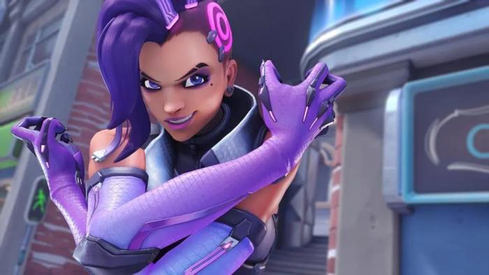 Sombra in Overwatch 2